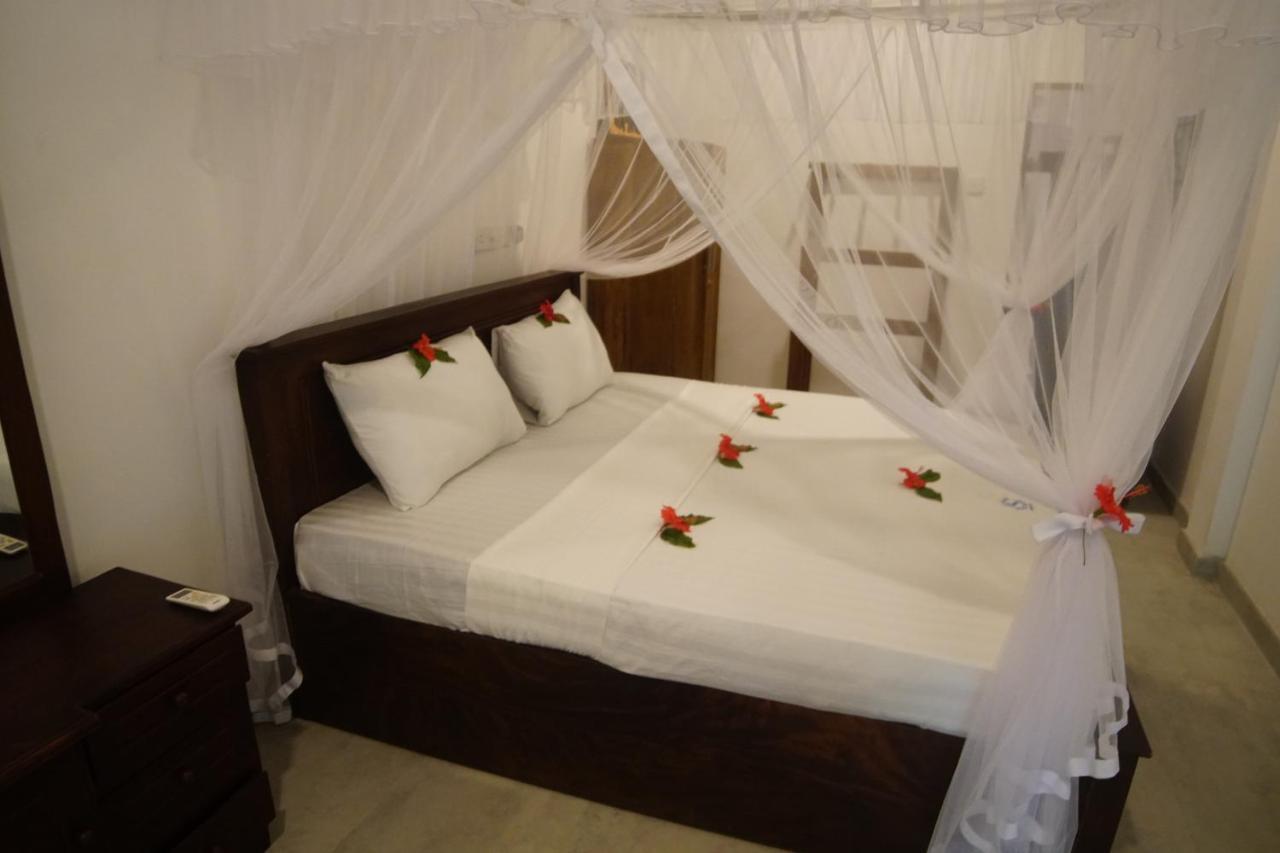Turtle Bay Beach Resort 미리사 외부 사진