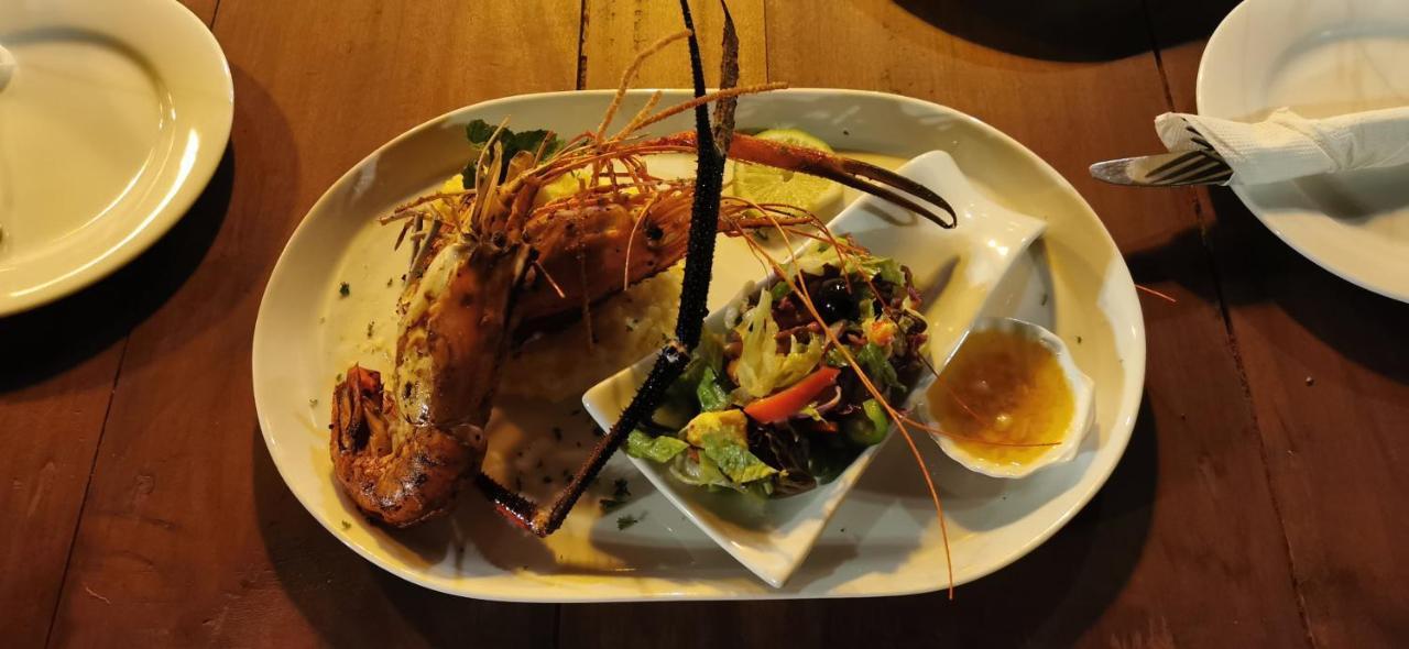 Turtle Bay Beach Resort 미리사 외부 사진