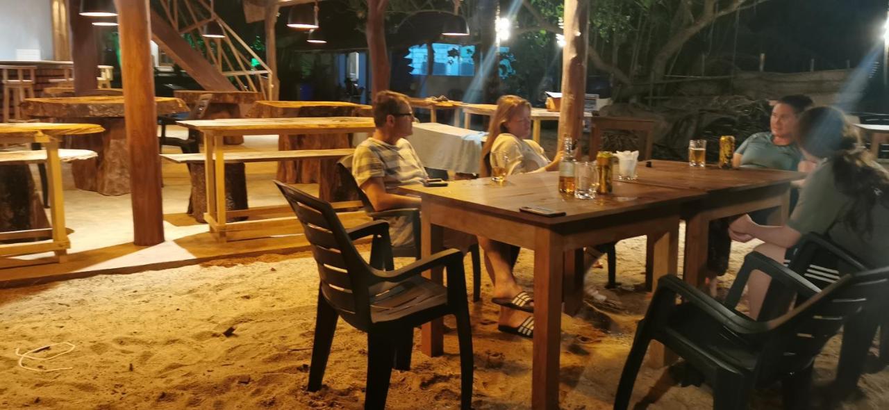 Turtle Bay Beach Resort 미리사 외부 사진